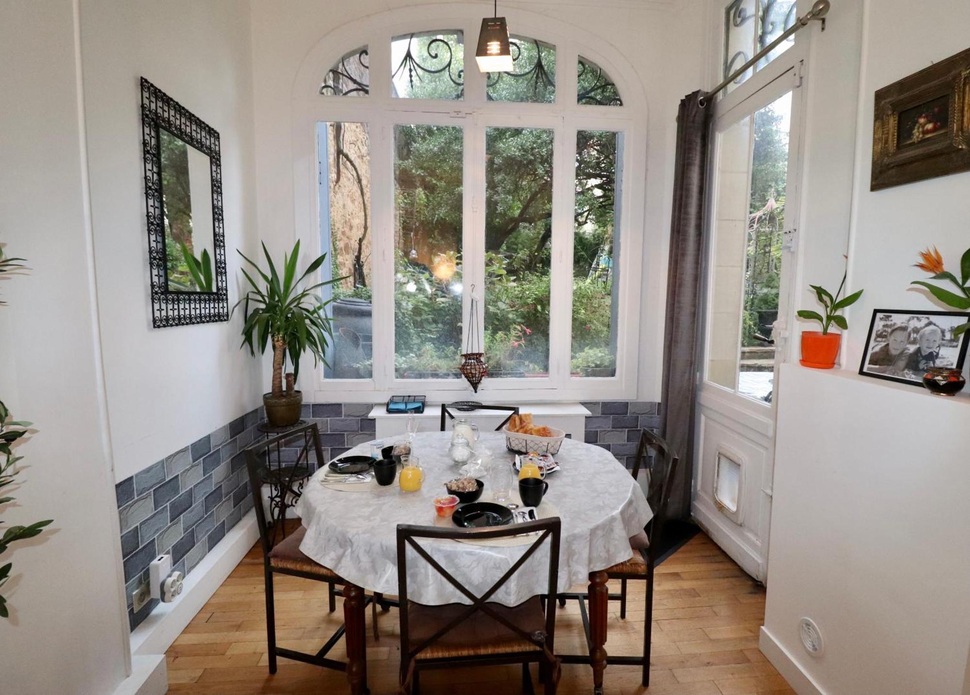 Duplex Au 2Eme Et De Notre Maison -Acces Au Jardin-Smart Tv-Streaming-Wifi Le Mans Buitenkant foto