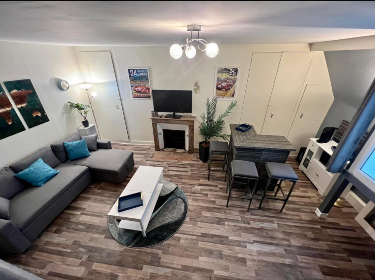 Duplex Au 2Eme Et De Notre Maison -Acces Au Jardin-Smart Tv-Streaming-Wifi Le Mans Buitenkant foto