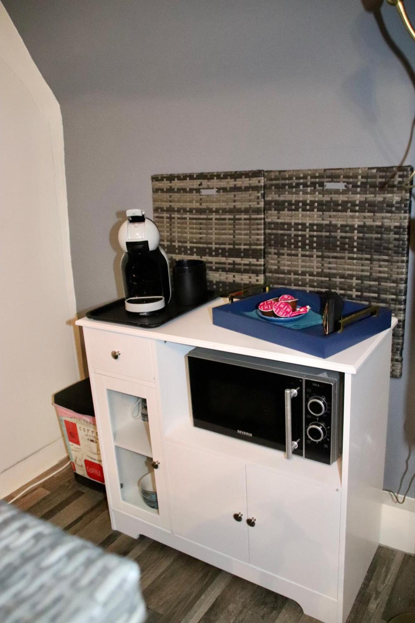 Duplex Au 2Eme Et De Notre Maison -Acces Au Jardin-Smart Tv-Streaming-Wifi Le Mans Buitenkant foto